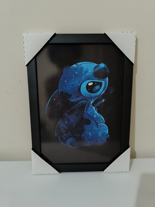 quadro stitch fundo preto